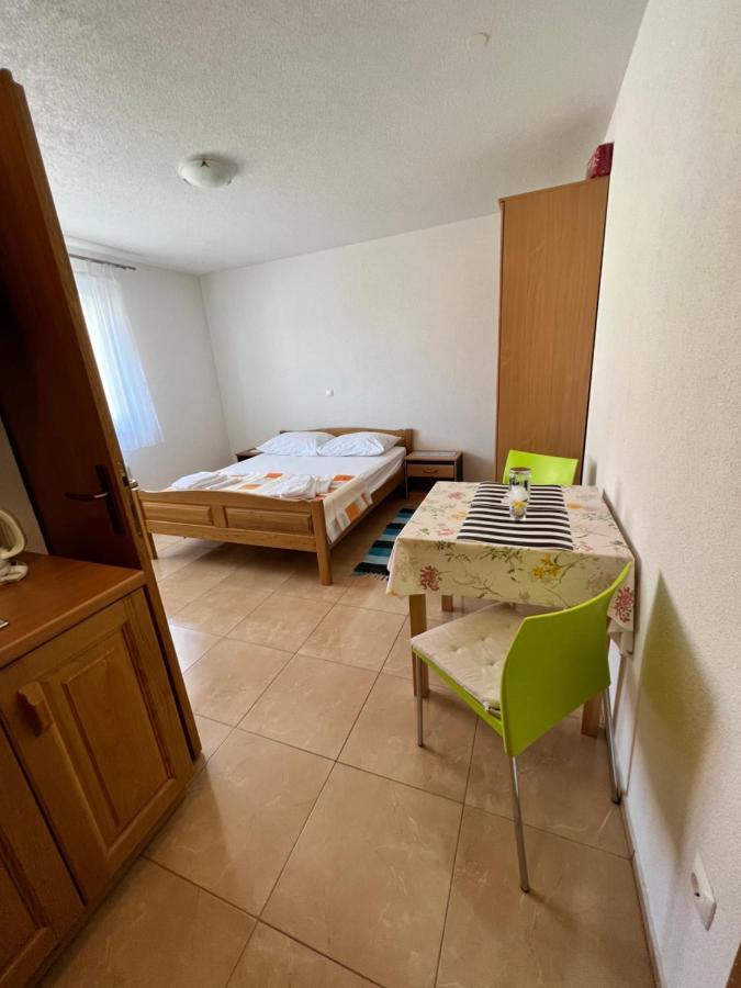 Beslic Apartments Veliko Brdo  外观 照片