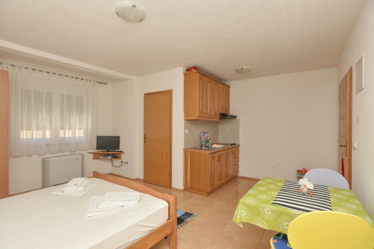 Beslic Apartments Veliko Brdo  外观 照片