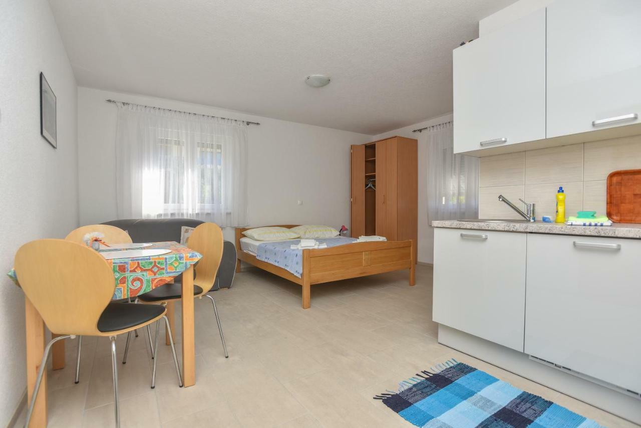 Beslic Apartments Veliko Brdo  外观 照片